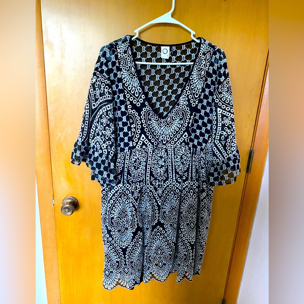Akemi + Kin for Anthropologie Dress. Size 6.